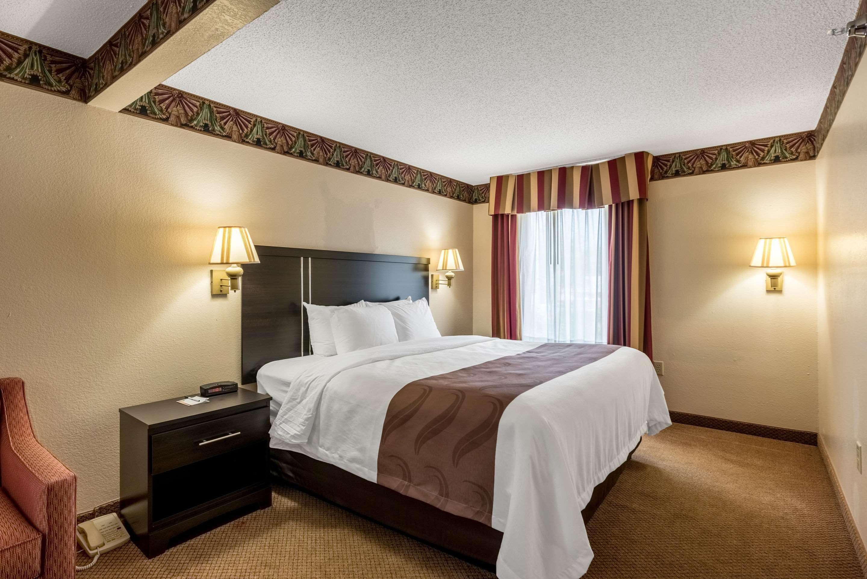 Quality Inn & Suites Clemmons I-40 Exterior foto