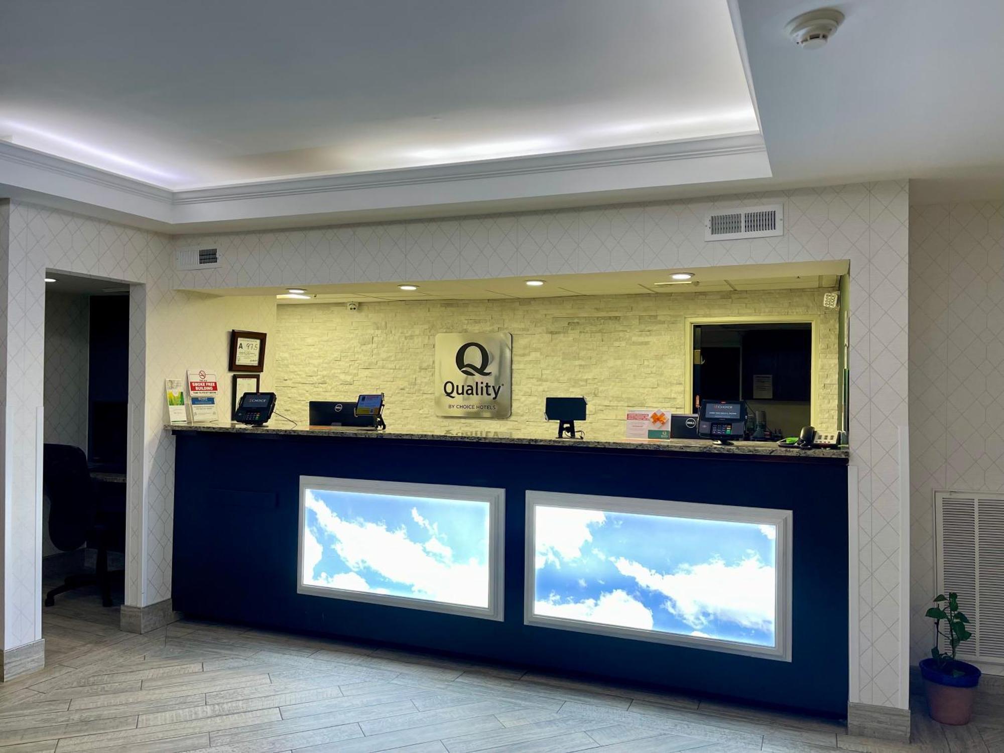 Quality Inn & Suites Clemmons I-40 Exterior foto